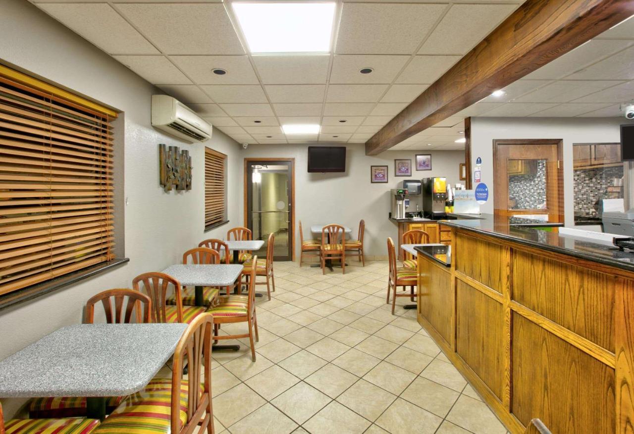 Super 8 By Wyndham 2*